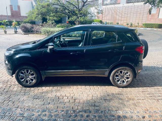 https://images10.gaadi.com/usedgaadi-sellcar/UsedCar/d5387342a/8914922a-0ba6-4180-be2a-b4b61574689b.jpeg?imwidth=6402