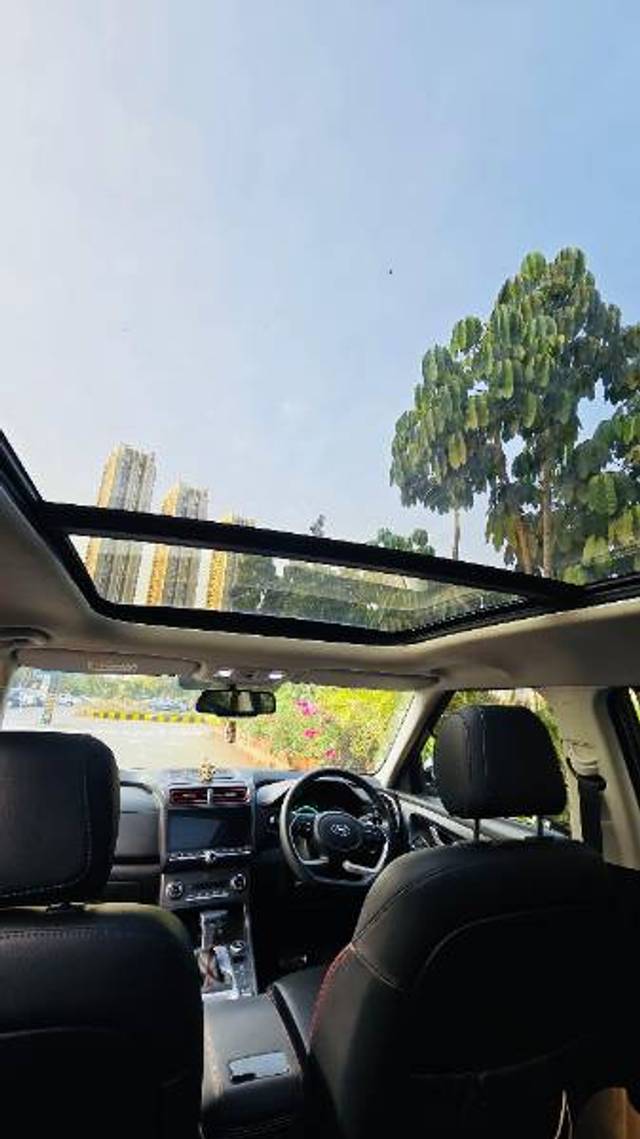 https://images10.gaadi.com/usedgaadi-sellcar/UsedCar/d53c469ba/cba3542e-9df9-4ad5-8666-a15adaf21963.jpeg?imwidth=6401