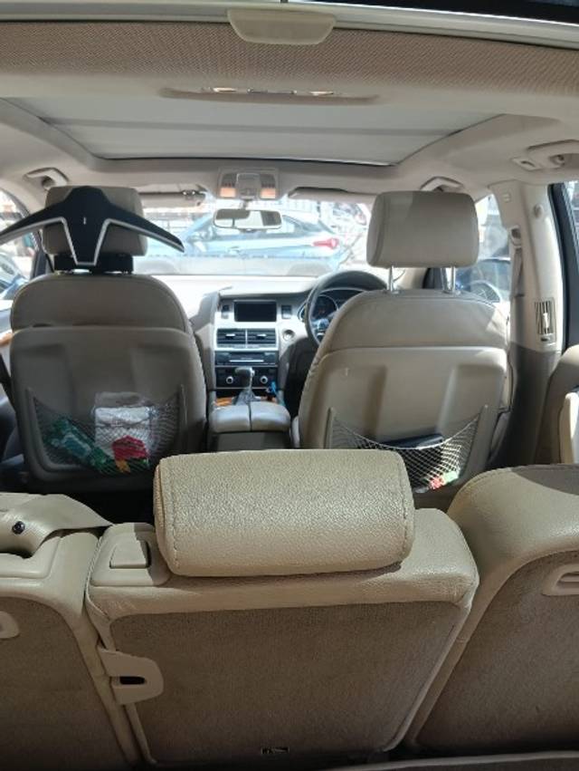 https://images10.gaadi.com/usedgaadi-sellcar/UsedCar/d53c768ca/1c0f2e63-24eb-4953-8a6f-ab118c3cf129.jpeg?imwidth=6402