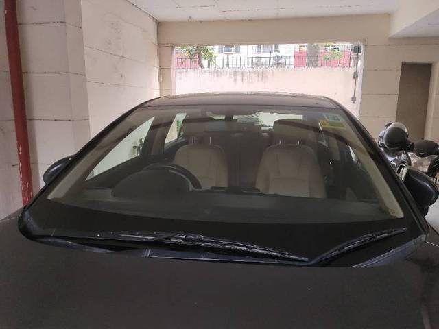 https://images10.gaadi.com/usedgaadi-sellcar/UsedCar/d53cca62a/0bdf503e-3259-4807-8875-871ad8a91f28.jpg?imwidth=6401