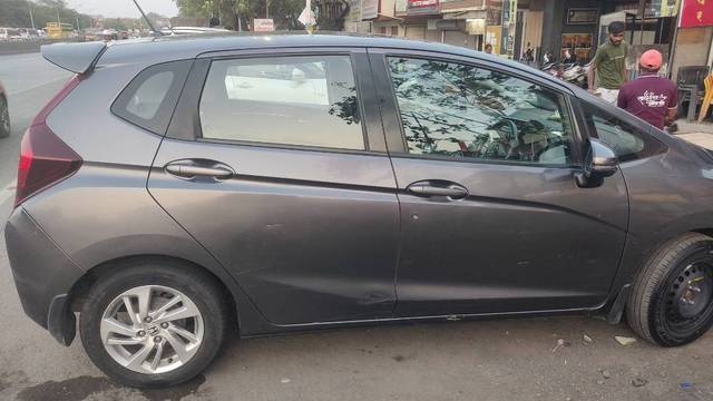 https://images10.gaadi.com/usedgaadi-sellcar/UsedCar/d53cdd76a/920ffbe9-be0a-454b-86eb-6694749e94e7.jpeg?imwidth=6402