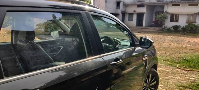 https://images10.gaadi.com/usedgaadi-sellcar/UsedCar/d53e74faa/a3470d2e-6367-4fbe-ae8f-e48ac7495491.jpg?imwidth=6402