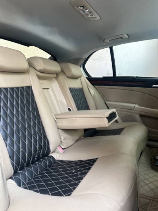 https://images10.gaadi.com/usedgaadi-sellcar/UsedCar/d5404b7fa/fb79098b-96ce-4cdd-a573-3839cef7e548.jpeg?imwidth=6402