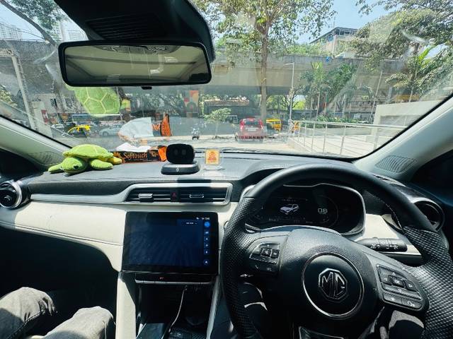 https://images10.gaadi.com/usedgaadi-sellcar/UsedCar/d542205aa/bedde1f9-c78e-41cc-84e8-794a62be1286.jpeg?imwidth=6401