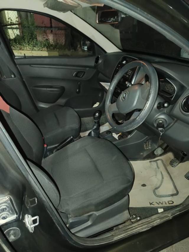 https://images10.gaadi.com/usedgaadi-sellcar/UsedCar/d5424285a/08c13be5-4305-4214-802e-0410ecdaeca0.jpeg?imwidth=6402