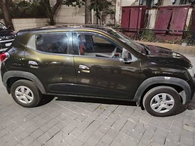 https://images10.gaadi.com/usedgaadi-sellcar/UsedCar/d5424285a/b57f497b-d226-41b4-833a-f0fe65b1a5e3.jpeg?imwidth=6401