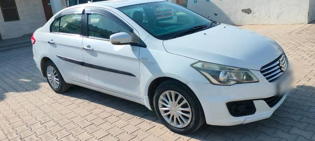 https://images10.gaadi.com/usedgaadi-sellcar/UsedCar/d542f8b8a/8cc13770-cb24-4993-9c56-422081ef680d.jpg?imwidth=6400