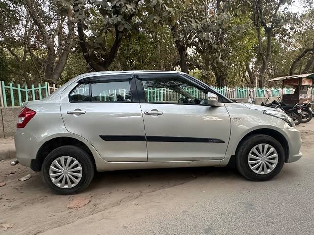 https://images10.gaadi.com/usedgaadi-sellcar/UsedCar/d543d8e1a/257cc6d3-ecb8-4add-a98e-095661d8d3dc.jpeg?imwidth=6401