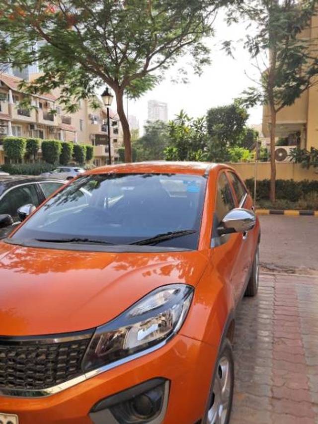 https://images10.gaadi.com/usedgaadi-sellcar/UsedCar/d544ea2da/894ab1a3-d50e-4a98-ad2c-b9a30faf767c.jpeg?imwidth=6401