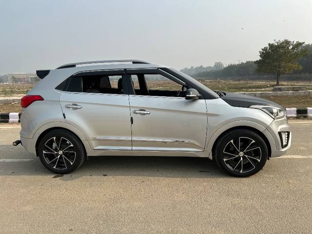 https://images10.gaadi.com/usedgaadi-sellcar/UsedCar/d54b271ba/5b33ce6a-906c-4978-a5a5-01ef34b5cb72.jpeg?imwidth=6401