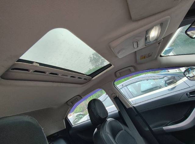 https://images10.gaadi.com/usedgaadi-sellcar/UsedCar/d54b2f20a/840bf874-b82d-41fb-af32-e3ad7068ec8a.jpg?imwidth=6401