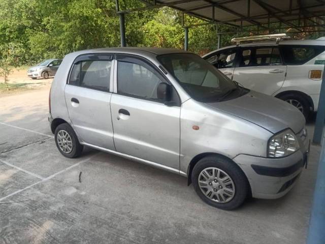 https://images10.gaadi.com/usedgaadi-sellcar/UsedCar/d54b5773a/b845114a-8cf9-4b6b-9821-35e150e34484.jpg?imwidth=6402