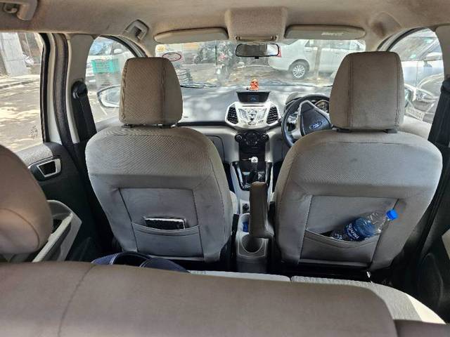 https://images10.gaadi.com/usedgaadi-sellcar/UsedCar/d54cad66a/4b37446d-7711-49f3-9fad-589821f7b545.jpg?imwidth=6402