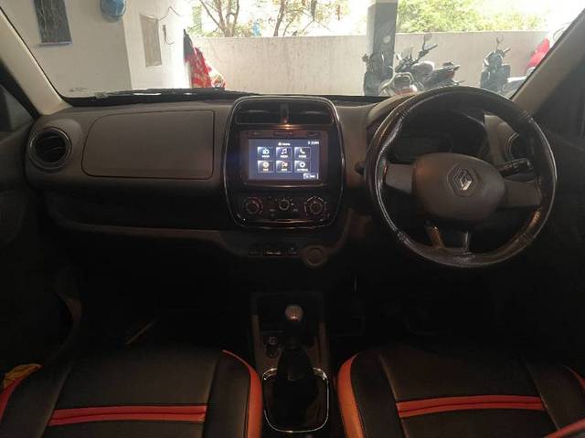 https://images10.gaadi.com/usedgaadi-sellcar/UsedCar/d54cc5fca/d992b1a3-0cf7-40a4-be65-1c4fe5f3602a.jpg?imwidth=6402