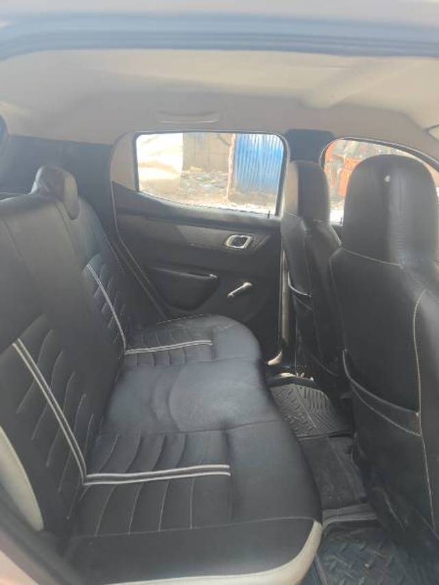 https://images10.gaadi.com/usedgaadi-sellcar/UsedCar/d54db7bca/487f2b5a-3426-4fb2-8575-ca5c36c30710.jpg?imwidth=6401
