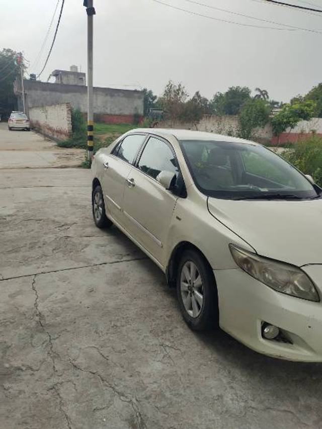 https://images10.gaadi.com/usedgaadi-sellcar/UsedCar/d54e4b9fa/63d2e9e6-af04-42cc-9d8d-fa8e80ba3795.jpg?imwidth=6402
