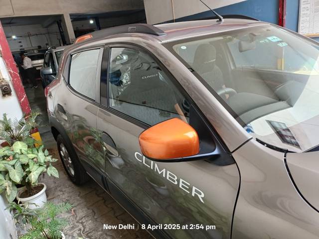https://images10.gaadi.com/usedgaadi-sellcar/UsedCar/d54e85c6a/f9b75a47-f416-4ed4-b48f-4e6006688dcc.jpeg?imwidth=6401