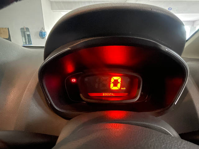 https://images10.gaadi.com/usedgaadi-sellcar/UsedCar/d54fd051a/dfd97889-6736-490f-8bae-06b0be2c6710.jpg?imwidth=6402