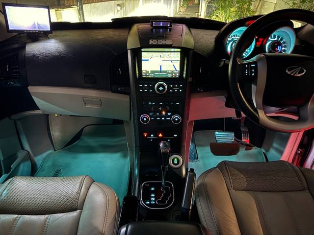 https://images10.gaadi.com/usedgaadi-sellcar/UsedCar/d552f73ca/93249ce1-1742-43f6-9663-769d7d1d4c9e.jpeg?imwidth=6402