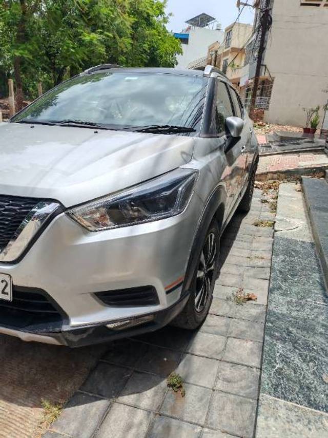 https://images10.gaadi.com/usedgaadi-sellcar/UsedCar/d5533bb5a/da6501ba-b58f-4ed6-9f74-45beb24bd413.jpg?imwidth=6402