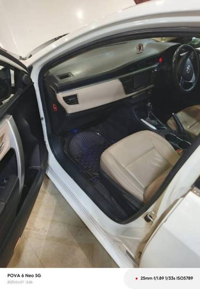 https://images10.gaadi.com/usedgaadi-sellcar/UsedCar/d55420a3a/3dad8dbb-fffb-4a71-82cf-3a9802ed15a3.jpg?imwidth=6402