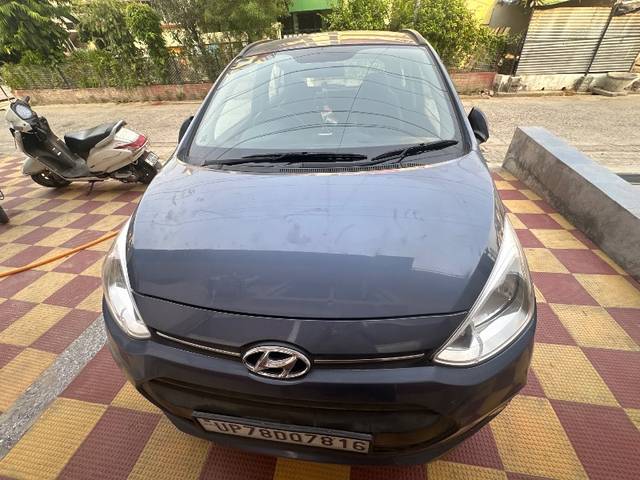 https://images10.gaadi.com/usedgaadi-sellcar/UsedCar/d55467fba/d01bf85d-ba9b-493a-b7bb-52a5bbefe599.jpg?imwidth=6400