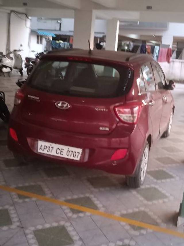 https://images10.gaadi.com/usedgaadi-sellcar/UsedCar/d55888c4a/53e70f96-d8f3-44c9-a54d-d54484da0393.jpg?imwidth=6401
