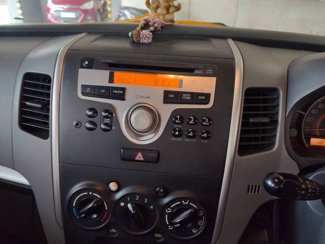 https://images10.gaadi.com/usedgaadi-sellcar/UsedCar/d55e8faca/842552e9-bf54-49cc-bec8-9a37da74fb36.jpeg?imwidth=6402