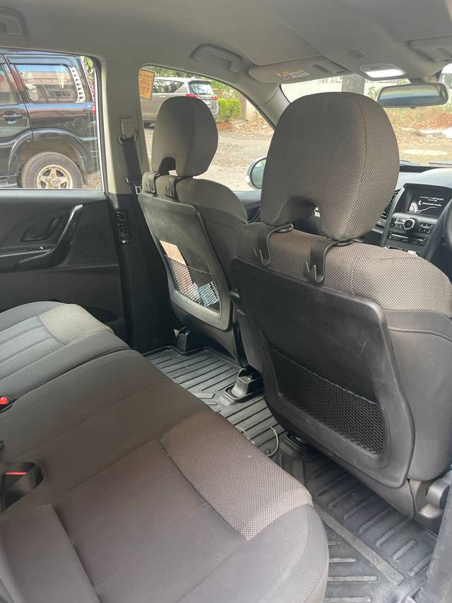https://images10.gaadi.com/usedgaadi-sellcar/UsedCar/d55fbf15a/fe02c9ce-2da0-4859-a36c-add4c1579fbe.jpeg?imwidth=6401