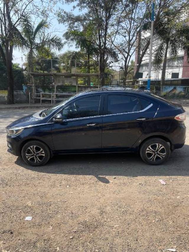 https://images10.gaadi.com/usedgaadi-sellcar/UsedCar/d5616632a/4d50da75-a977-45ef-ae66-2042bdc169b5.jpg?imwidth=6402