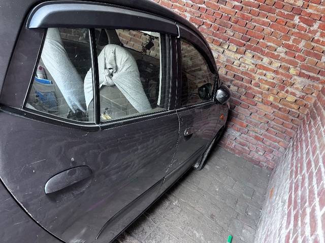 https://images10.gaadi.com/usedgaadi-sellcar/UsedCar/d564a41ba/b0495428-3bee-4690-b428-3f8dd8d005d3.jpeg?imwidth=6402