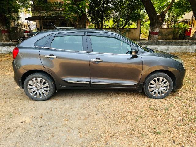 https://images10.gaadi.com/usedgaadi-sellcar/UsedCar/d5687482a/f32aa498-b72c-496c-8f5b-979b1dd17b03.jpeg?imwidth=6401