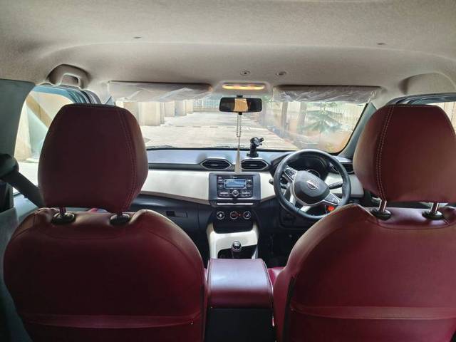 https://images10.gaadi.com/usedgaadi-sellcar/UsedCar/d5688fbfa/48895939-88c7-44c8-9156-7933c9448d73.jpg?imwidth=6402