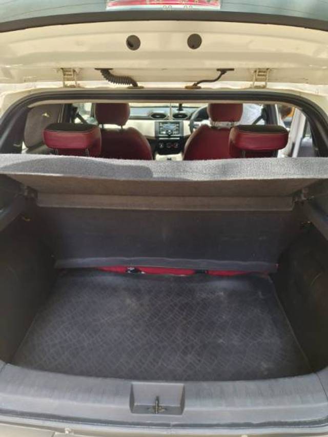 https://images10.gaadi.com/usedgaadi-sellcar/UsedCar/d5688fbfa/ca0da48b-9ddc-4fa3-bf95-741be7641291.jpg?imwidth=6401