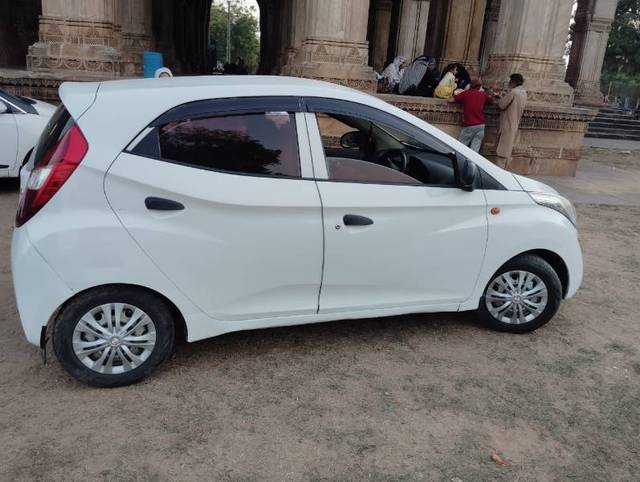 https://images10.gaadi.com/usedgaadi-sellcar/UsedCar/d56baed4a/e7bcf0d4-40d3-4f3c-a0bc-5f5704703ebc.jpg?imwidth=6400