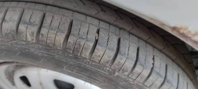 https://images10.gaadi.com/usedgaadi-sellcar/UsedCar/d56ca2cda/b66363a0-e239-474f-988a-2f62f1eb7125.jpeg?imwidth=6402