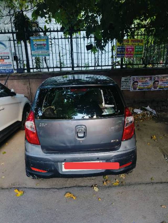 https://images10.gaadi.com/usedgaadi-sellcar/UsedCar/d570e8a9a/cccb6862-35b4-4da9-b06e-b4bb1bae74ee.jpg?imwidth=6401