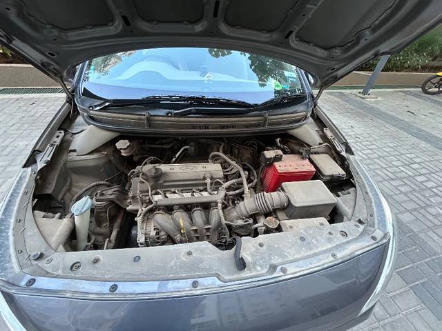 https://images10.gaadi.com/usedgaadi-sellcar/UsedCar/d572295ea/38381df0-36f6-487c-a499-ace5be0511c5.jpeg?imwidth=6401