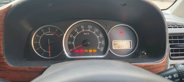 https://images10.gaadi.com/usedgaadi-sellcar/UsedCar/d572d7c1a/23bf87dd-5f7d-4c4f-a47c-da0d7b5eefb8.jpg?imwidth=6401