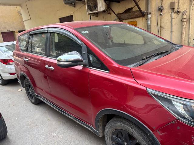 https://images10.gaadi.com/usedgaadi-sellcar/UsedCar/d573fdb3a/3fcd750f-9840-4cb0-b049-2ad02c762c0c.jpeg?imwidth=6401