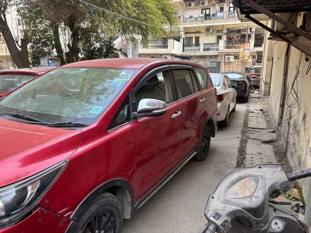 https://images10.gaadi.com/usedgaadi-sellcar/UsedCar/d573fdb3a/793763b4-4a94-427b-8d2b-7a100581a5be.jpeg?imwidth=6402