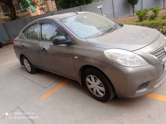 https://images10.gaadi.com/usedgaadi-sellcar/UsedCar/d57476f5a/130aac5e-955c-476e-ac7e-d9a06344b64f.jpeg?imwidth=6402