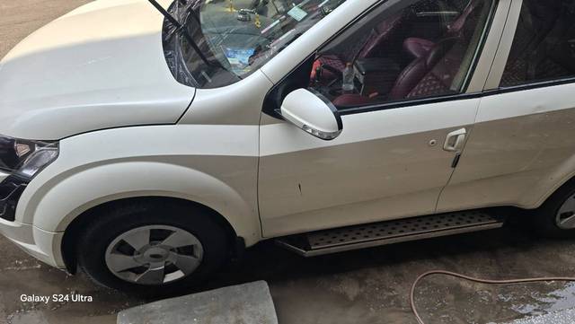https://images10.gaadi.com/usedgaadi-sellcar/UsedCar/d579e2baa/f0741de9-8bea-426a-8198-f39a99a51d00.jpg?imwidth=6401