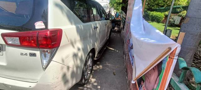 https://images10.gaadi.com/usedgaadi-sellcar/UsedCar/d57ba67ba/de6653e7-a791-45f8-90a8-9088552218b5.jpg?imwidth=6400