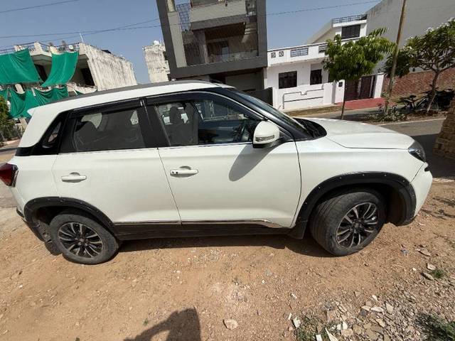 https://images10.gaadi.com/usedgaadi-sellcar/UsedCar/d57bab04a/b0c1f0a9-f30d-4728-825c-f02081c29b52.JPG?imwidth=6401