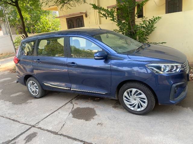 https://images10.gaadi.com/usedgaadi-sellcar/UsedCar/d57d9e61a/93bebc7e-6b69-4624-859c-2370c10a4585.jpg?imwidth=6400
