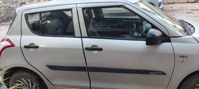 https://images10.gaadi.com/usedgaadi-sellcar/UsedCar/d57ea2cba/51b69de5-708b-4bed-b7ec-38ac632f42f9.jpg?imwidth=6400