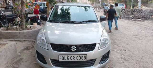 https://images10.gaadi.com/usedgaadi-sellcar/UsedCar/d57ea2cba/9c5a3462-6e8c-4729-94b5-c5724f98fdd5.jpg?imwidth=6402