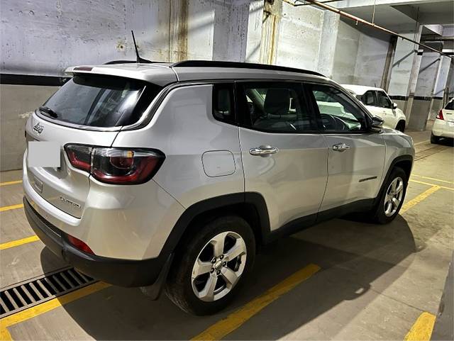 https://images10.gaadi.com/usedgaadi-sellcar/UsedCar/d57f820e-b01b-4104-8ca8-504272afc993/79978e47-d764-4055-a01a-6b18ef44933e.jpeg?imwidth=6401