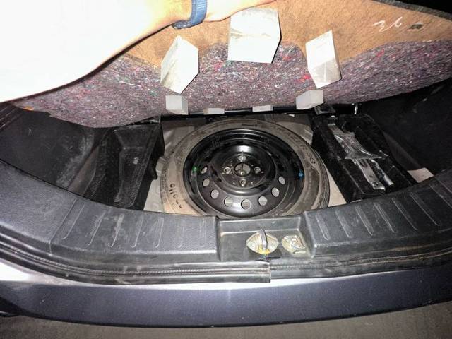 https://images10.gaadi.com/usedgaadi-sellcar/UsedCar/d5823ad9a/c06ccab1-fa3f-4ab9-820b-66f0da7b3371.jpg?imwidth=6402